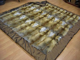 Покрывало из лисы с кантом